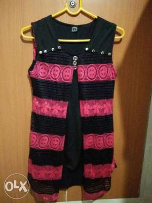 Black And Pink Sleeveless Zip-up Dress