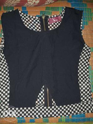 Black And White Checked Zippered Vest