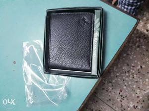 Black Bi-fold Leather Wallet