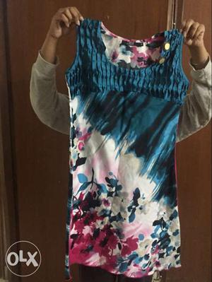 Brand new Medium size dress from Envi
