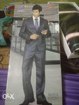 Men's Black Suit With Tie Box