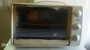 Otg oven for baking toasting.in working condition.
