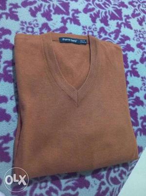 V neck brown full sleev sweater One month old