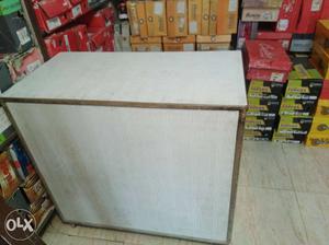 A wooden table/counter white colour in excellent