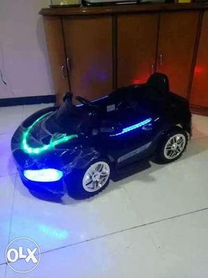 Black ride car for toddler with remote control