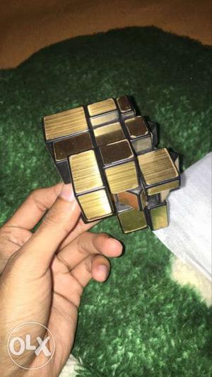Gold Tiled Cube Decor