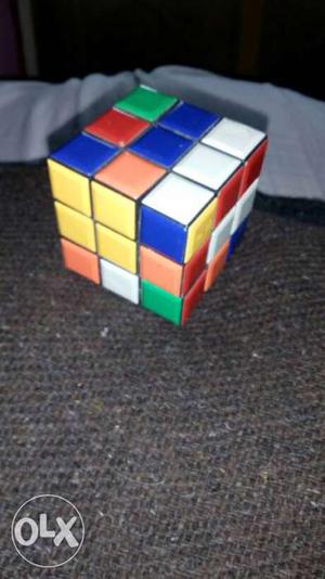 Mutlicolored Rubik's Cube