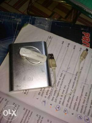 Bulthut and power bank good working candidation