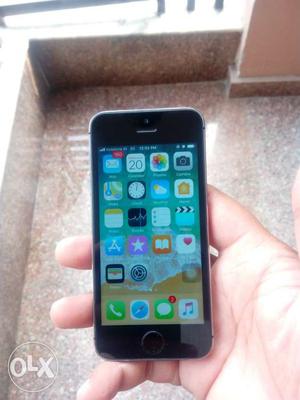 IPhone 5s 16 gb space grey 1 year old but brand
