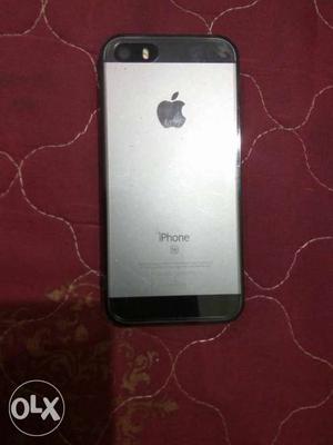 IPhone SE 16 GB, Hardly used, With Box and Accessories