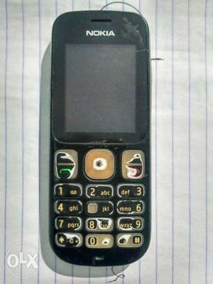 Nokia 102..dual sim and memory slot..battery
