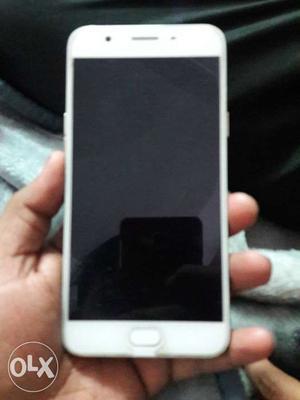 Oppo f1s in new condition for sale or exchange with iphone 6