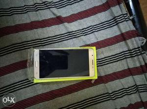 Samsung galaxy on8- 4 months old very good condition