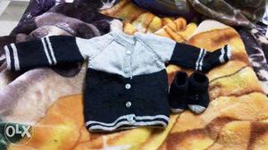 Baby's Black-and-gray Knitted Cardigan And Crib Shoes