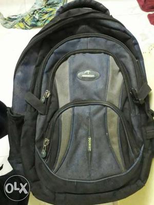 Laptop and tourist bag 6month old good condition