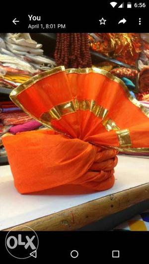 Orange color phetas 100 in qty atRS 30 per piece.