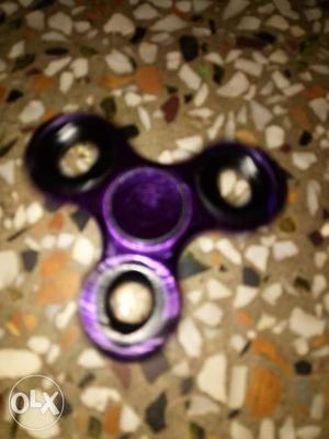 Purple fidget spinner nice condition