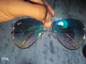 Very nice condision ray ban goggles chashme and