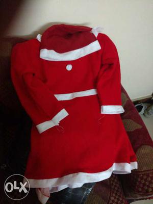 Xmas frock available at only 250rs 6frocks