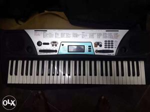Yamaha keyboard for sale