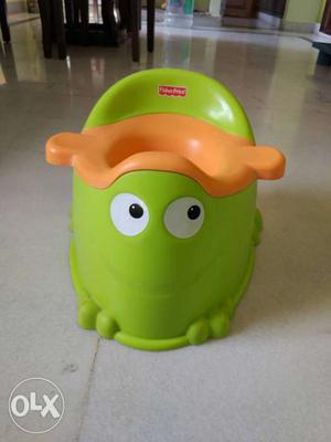 Yellow And Green Frog Fisher-Price Potty Trainer