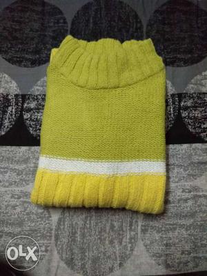 Yellow And White Turtle-neck Knitted Top