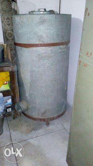 4 bori wheat drum.. very good condition. Clean and strong