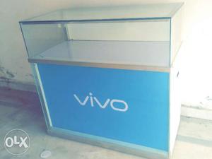 Blue And White Vivo Front and Back Counter.