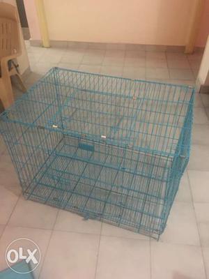Dog Cage. Blue with TRAY.