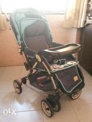 MEE MEE Pram mint and Impeccable condition
