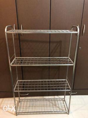 Steel rack 4ft long and 2.5 ft broad