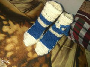 Baby's White And Blue Knit Crib Shoes