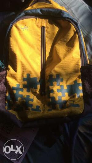 Gray And Yellow Jigsaw Puzzle Print Backpack