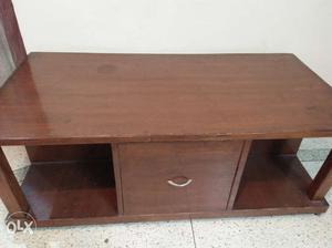 Heavy Central table in very good condition