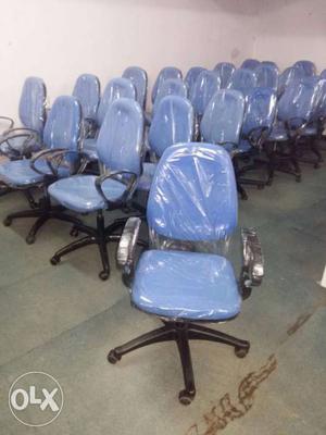 Office Chair Good Condison chair Blue Couler per