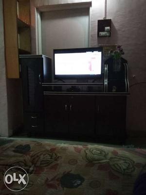 Urgent sell my tv unit with new led 55 inch