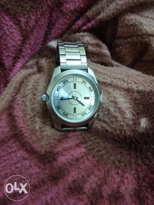 3 months old fastrack watch, in least prize