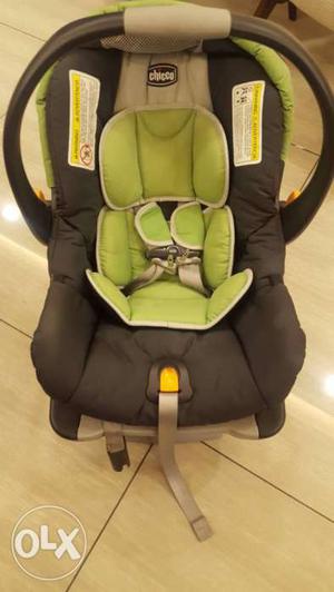Baby's Black And Green Chicco Car Seat Carrier