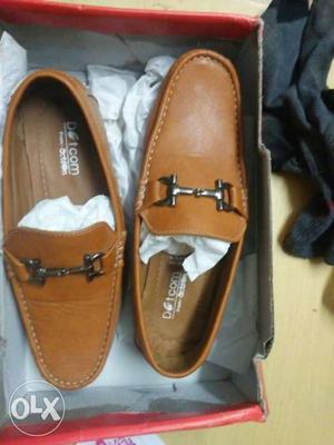 Fully new Action loafer tan UK 7 size.. ossim