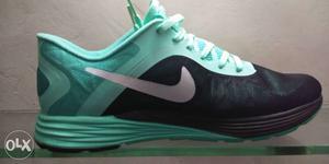 Green And Teal Nike Low-top Sneakers