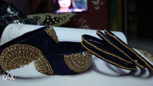 I want to sell bangles which i made my self very beautiful