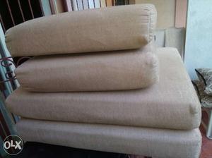 Foam sofa seats with zipped cover thickness: 4