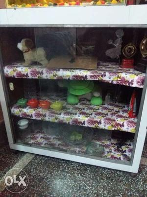 Showcase almirah for storage made of sheesham wood