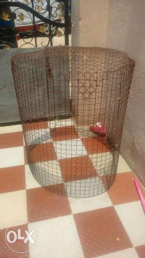 Brown Chain Link Wire Cage