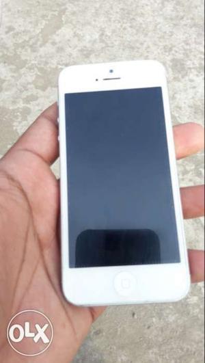 I phone 5 16gb new condition not any dent not any