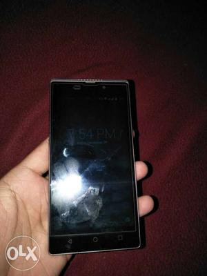 Lyf mobile with 2 gb ram 16 gb memory 1 year old