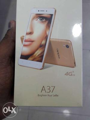 Oppo A37 new sealed piece for sale with 1year