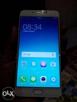 Oppo f1 pluse is very good condition. 4gb or