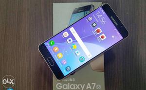 Samsung galaxy A7 Very new mobile only no