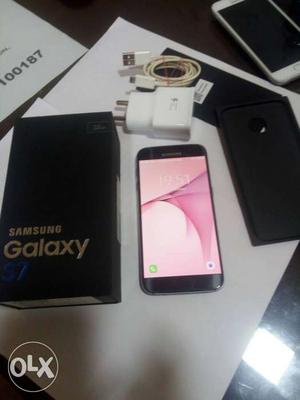 Samsung galaxy s7 32gb Only 3 month used